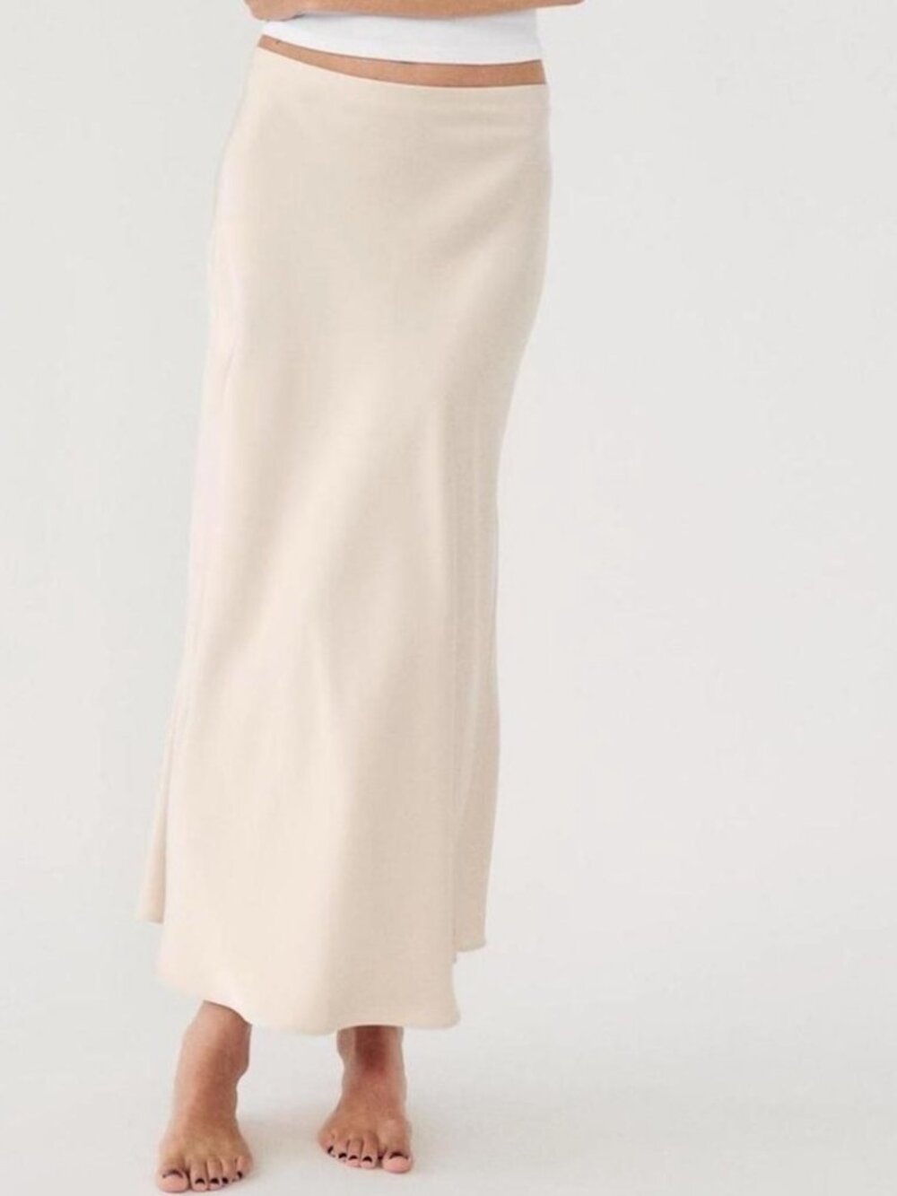 NWT Zara beige maxi skirt